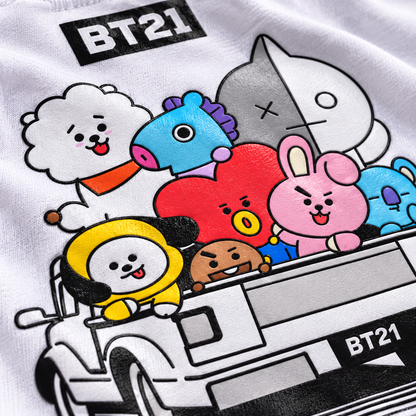 Playera BT21 Road Trip – Diseño Personajes K-Pop 🚙