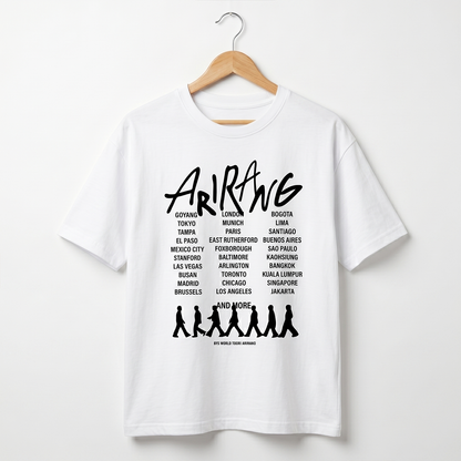 Playera Oversize Blanca BTS Arirang World Tour – Diseño Kpop Ciudades 🔥💜