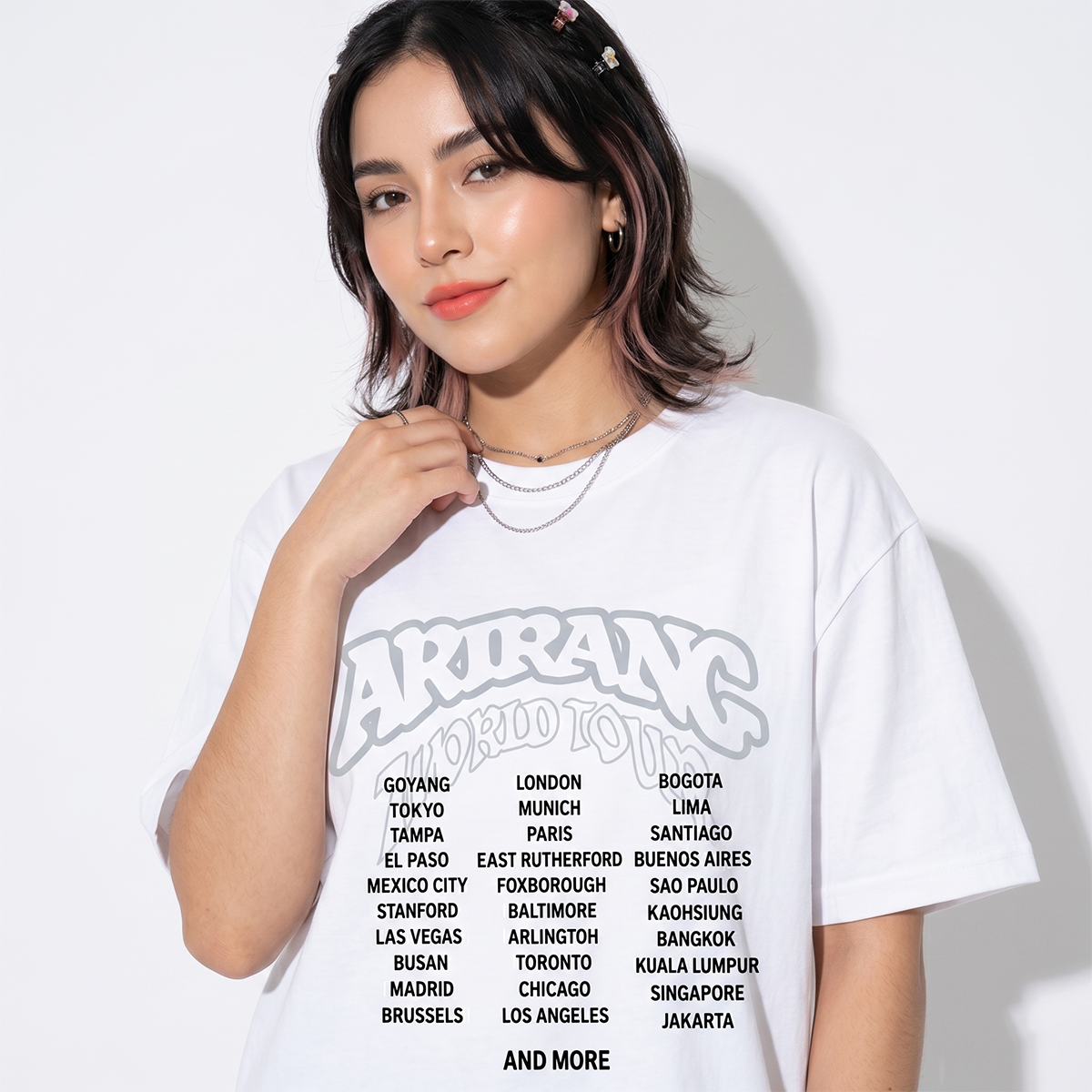 Playera Oversize Blanca BTS Arirang Tour – Diseño Kpop Ciudades 🔥💜
